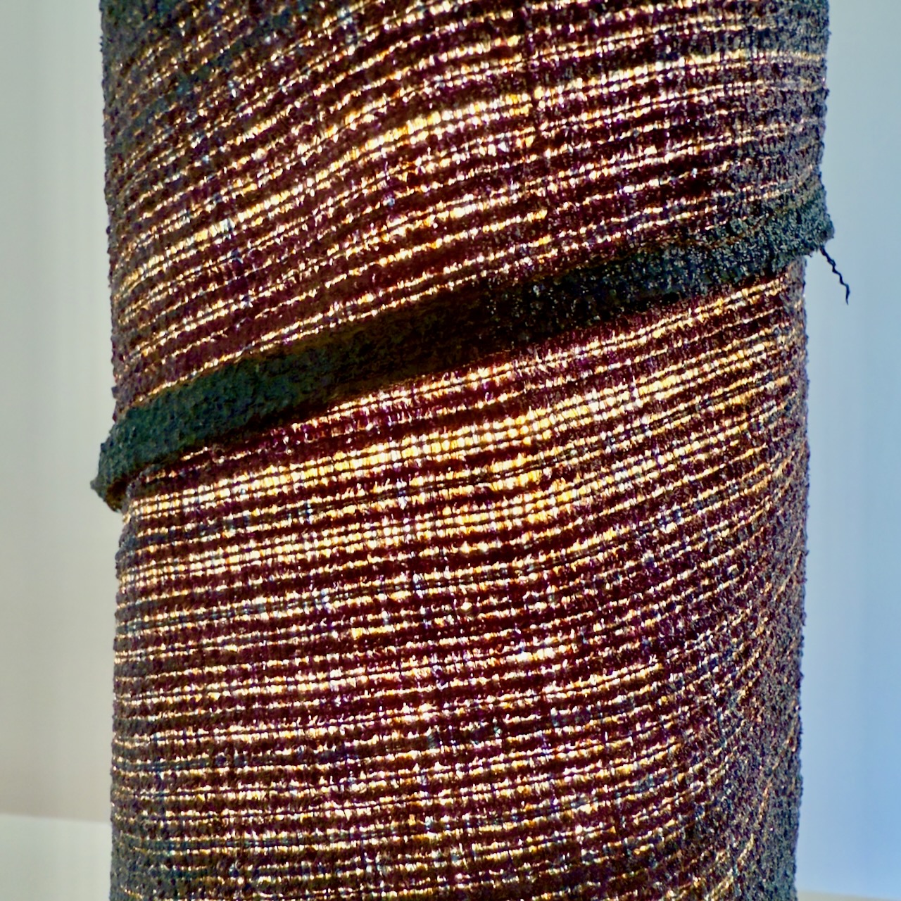 front left view (on)